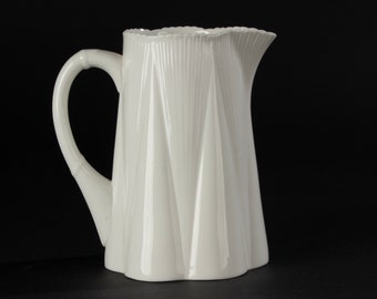 Water Jug - Shelley - Dainty White