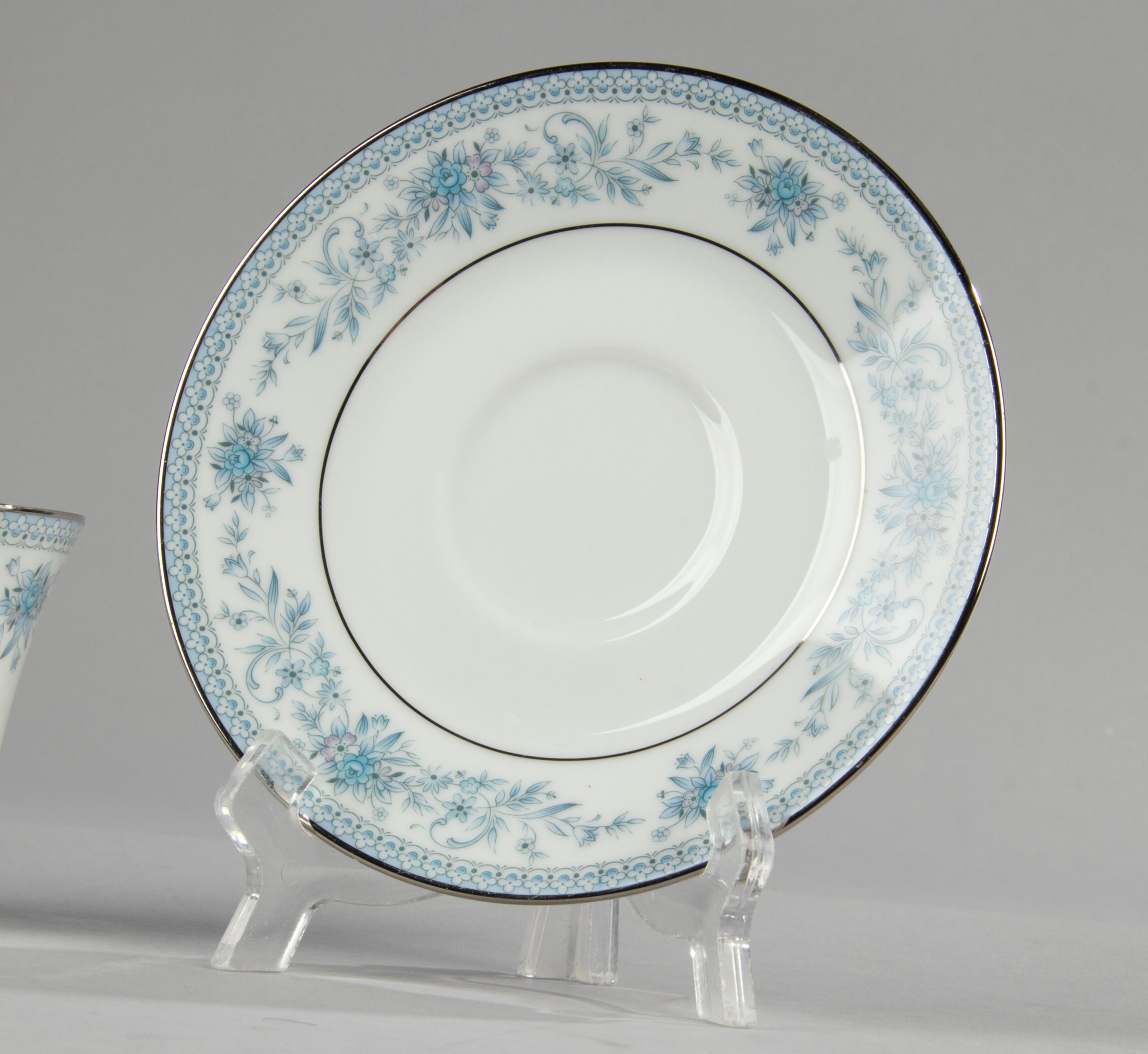 ノリタケ ブルーヒル ティーカップ＆ソーサー 5客セット - Etsy 日本