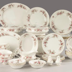 38-delars middagsset - Royal Albert - Lavendelrosa