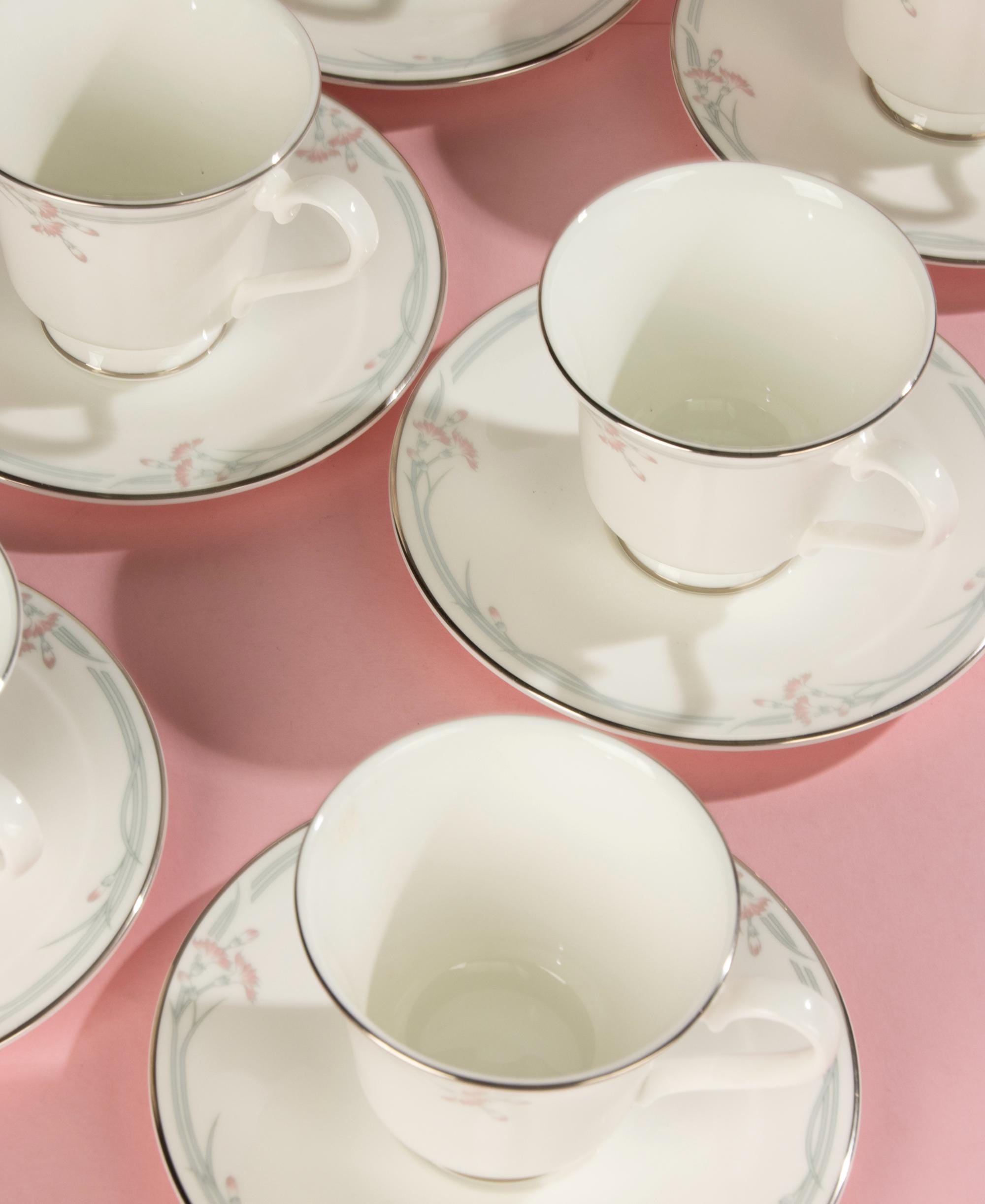ティーカップ6客セット - ロイヤルドルトン - カーネーション - Etsy 日本