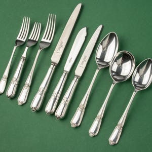64 Piece Silver Plated Dining Cutlery - Roberts & Belk - Sheffield