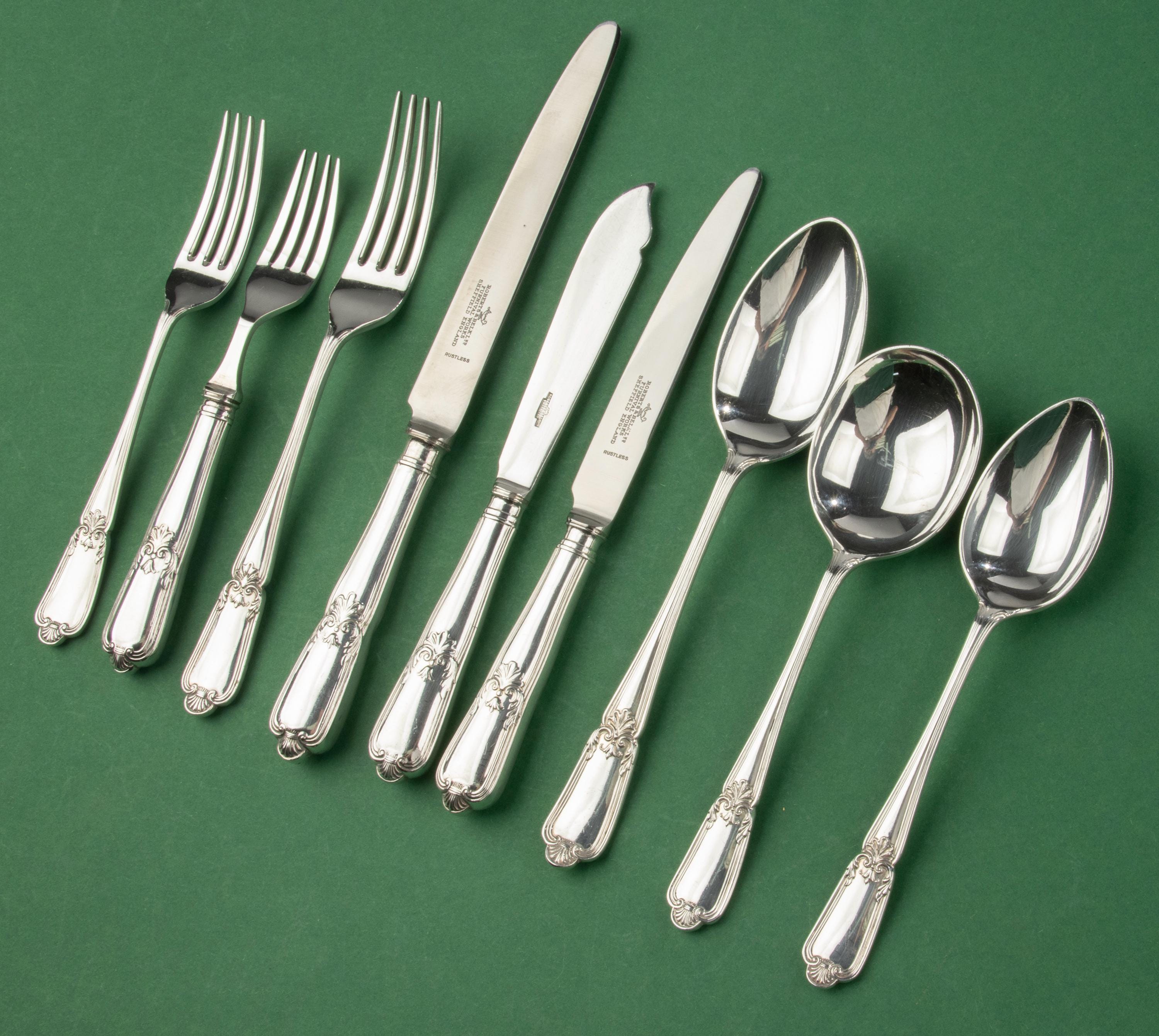 64 Piece Silver Plated Dining Cutlery - Roberts & Belk - Sheffield