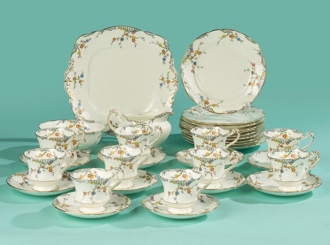 英国アンティーク　1920-1932年　パラゴン　ケーキスタンド 英国アンティーク☆ 1920-1932年 パラゴン ケーキスタンド 23ピース