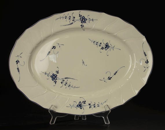 Villeroy & Boch製のVieux Luxembourgオーバル皿 Villeroy & Boch製の