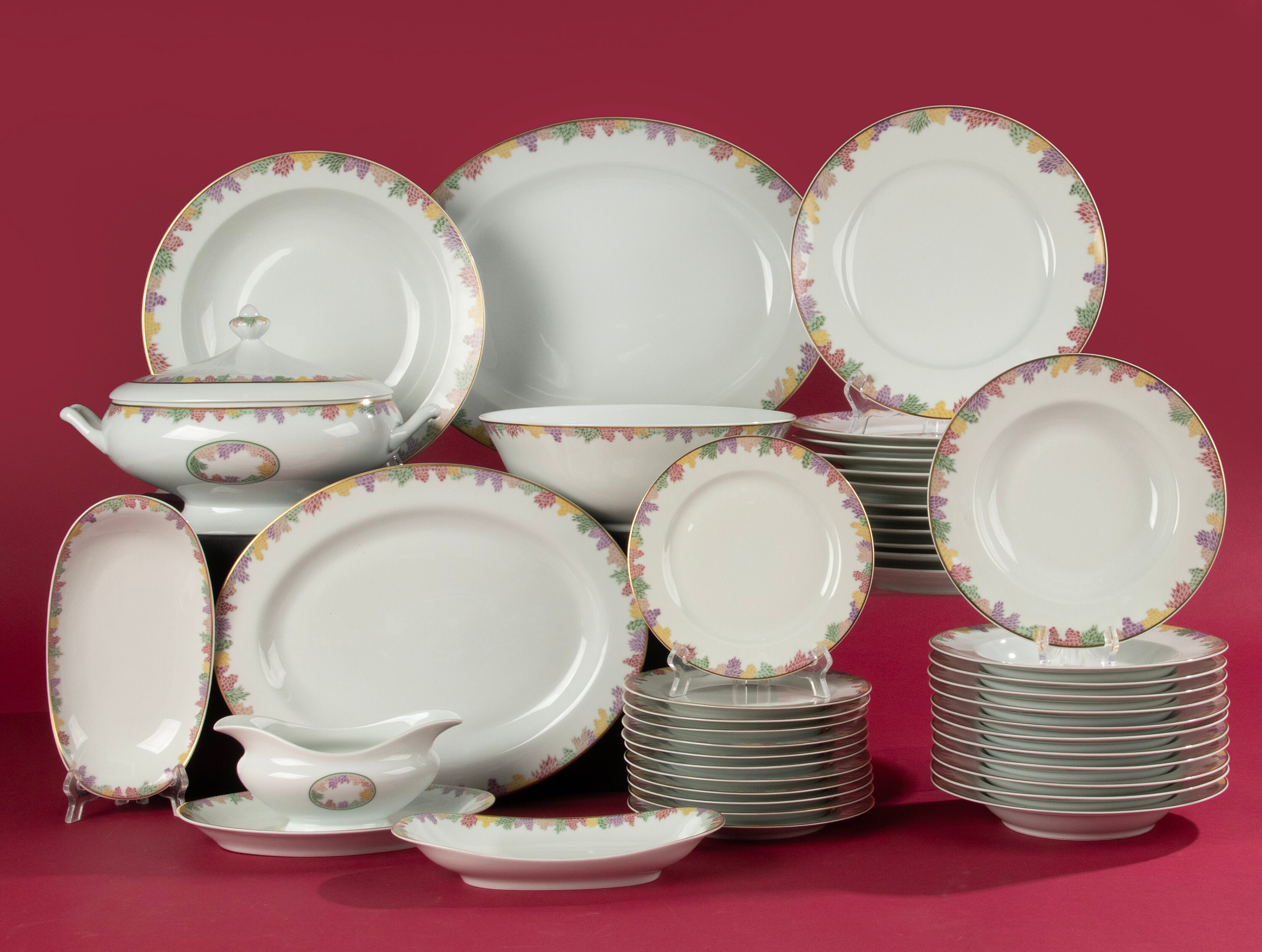 44-piece Set Dinnerware for 12 Persons - Bernardaud Limoges - Bel