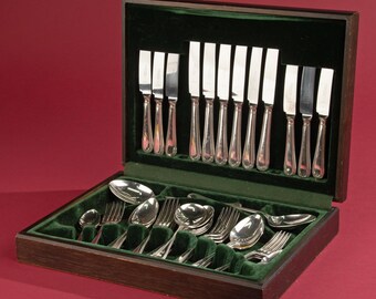12 cuillères à soupe métal argenté Ercuis st rocaille mod LXV
