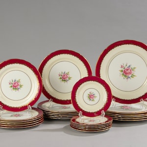 24-Piece Set Porcelain Plates - Aynsley
