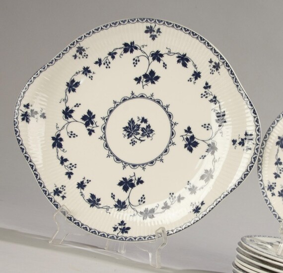 9ピースケーキセット - ロイヤルドルトン - ヨークタウン - Etsy 日本