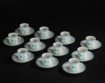 Set of 11 Coffee Cups and Saucers - Limoges - Le Paravent Bleu