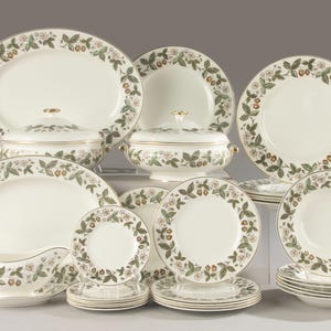 29-Delige Dineer Set - Wedgwood - Strawberry Hill