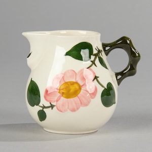 Cream Jug - Villeroy & Boch - Wild Rose