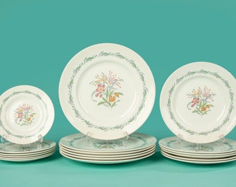 Juego de platos de 18 piezas - Royal Doulton - Fairfield