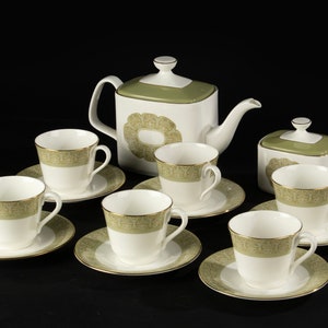 8-Piece Tea Set - Royal Doulton - Sonnet