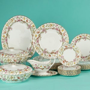 28-Piece Set Dinnerware - Spode - Floral Tapestry