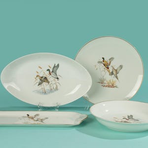 Set of 4 Serving Dishes - Porcelaine de Paris - Ducks