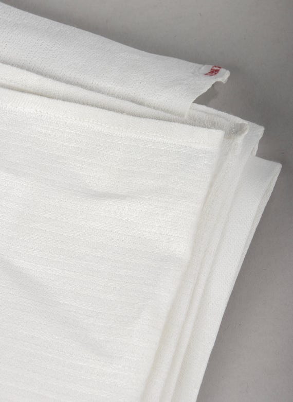 Ancienne nappe blanche damassée MC - Linge de maison