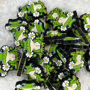 2 pack Exclusive Tooty Fruity New Frog Focal* cartoon character * animal beads * loose sllicone beads * beads for keychain* bead * wristlets