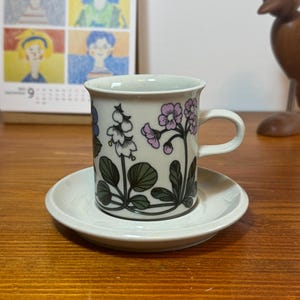 Arabia Finland Flora, Rare Vintage Mid Century Modern Scandinavian Tall Coffee cup
