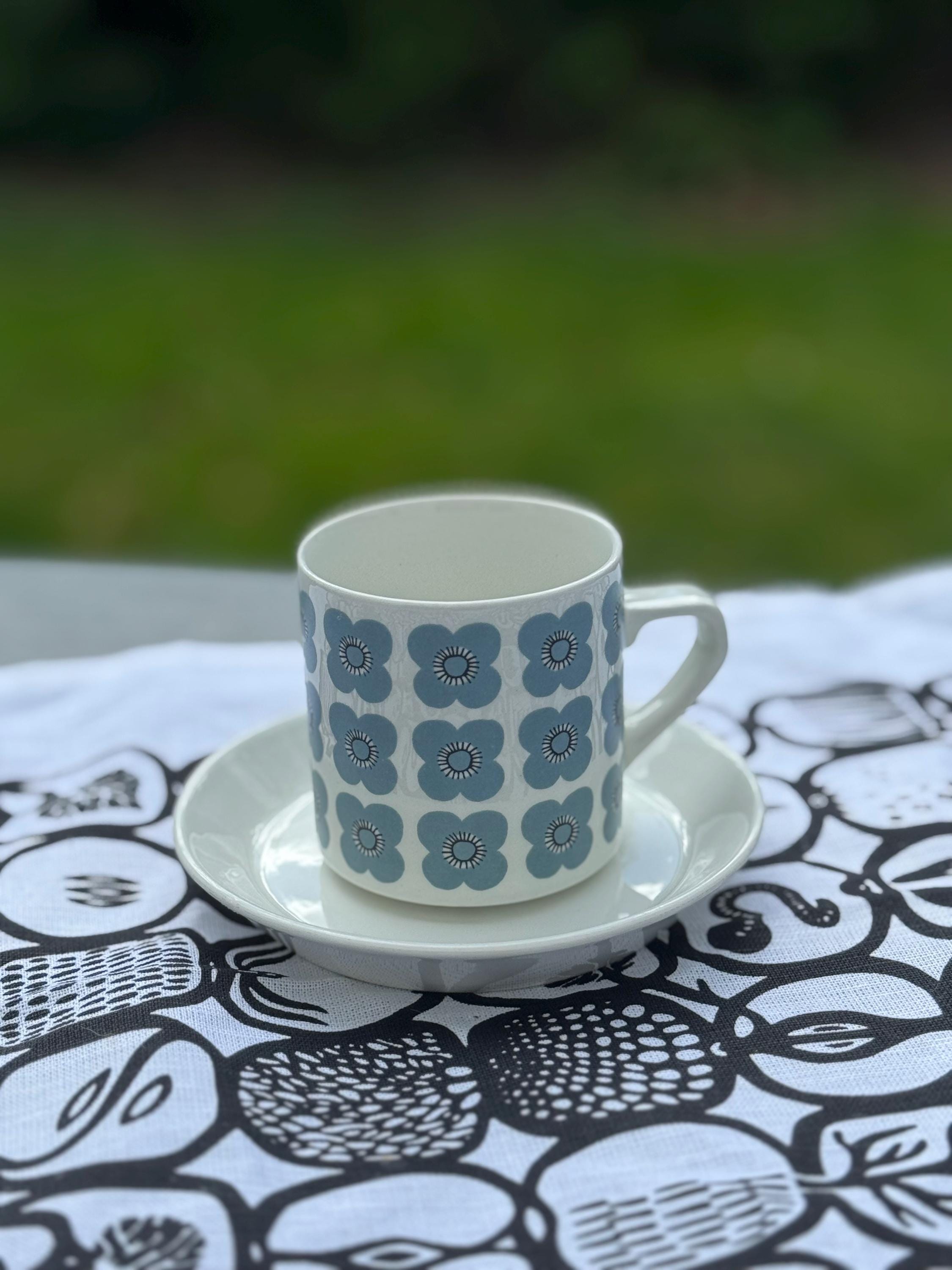 Arabia Finland Veera Coffee Cup Tea Cup Very Rare by Esteri Tomula