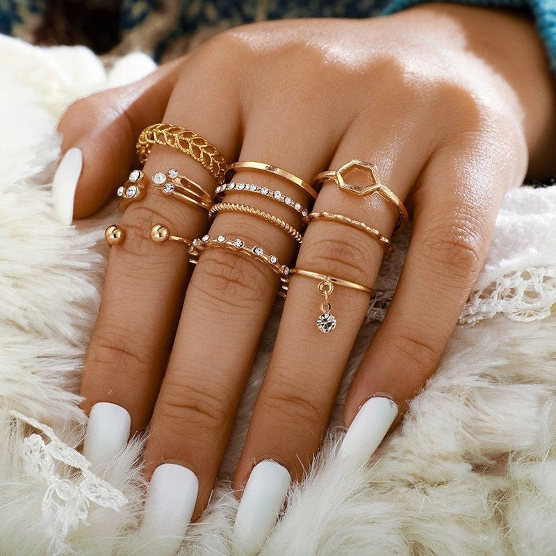 Simple Rings for Women 