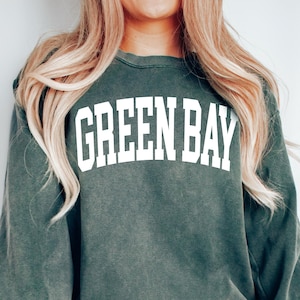 Comfort Colors® Vintage Green Bay Sweatshirt, Green Bay Fan Crewneck, boho Green Bay Sweatshirt, Green Bay Gift, College Student gift