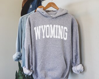 トップス House Of NFGU \"Vintage Wyoming\" Hoodie Wyoming Cowboys Hoodie | University of Wyoming Apparel