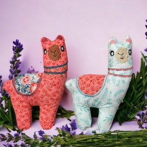 Aromatherapy lavender filled llama plushies image 1