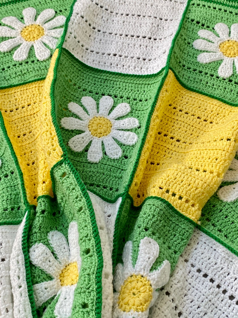 Daisy Meadow Blanket, Crochet Pattern, Summer Blanket, Garden Blanket