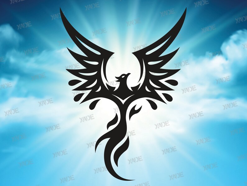 K&ouml;nnte beinhalten: Eine schwarze Silhouette eines Ph&ouml;nix mit komplizierten Details vor einem blauen Himmel mit wei&szlig;en Wolken.