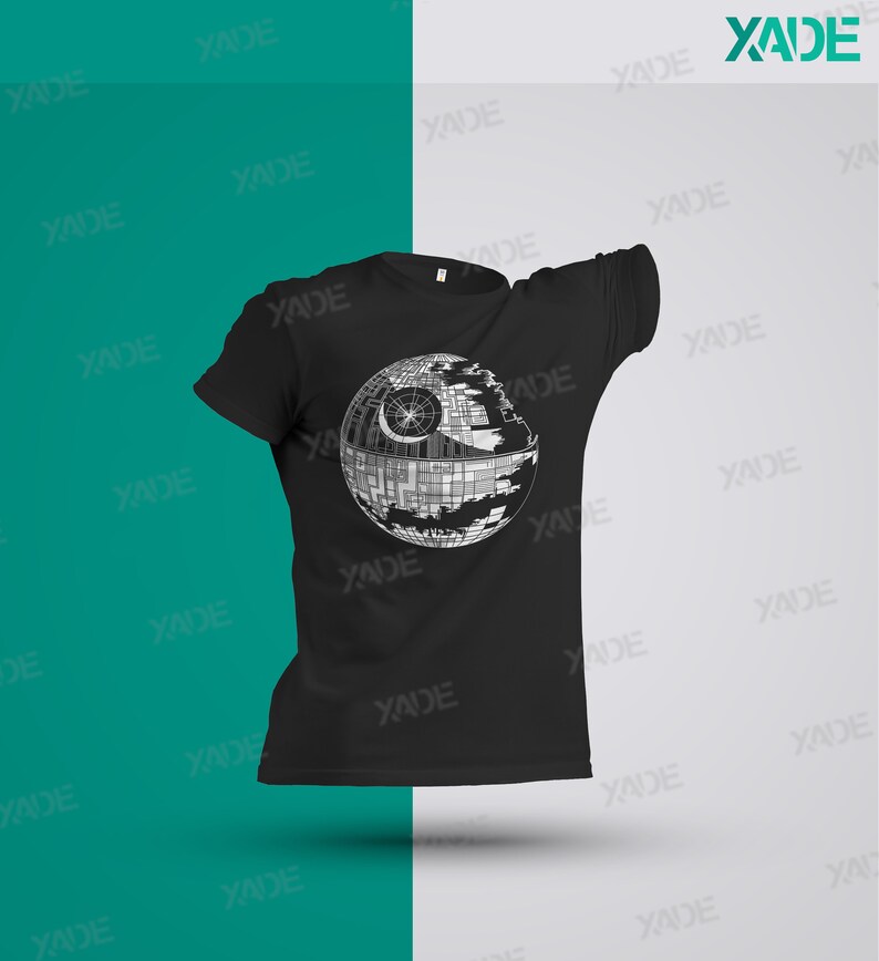 K&ouml;nnte beinhalten: Schwarzes T-Shirt mit einem wei&szlig;en Grafikdruck des Todessterns aus Star Wars.