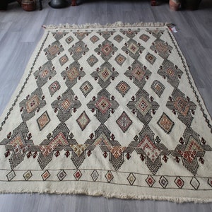 Vintage Kilim Rug, Konya Karaman Kilim Rug,  Natural  Wool Kilim , Organic Wool Kilim Rug, Boho Style Kilim / B-426 / 4'7"x7' ft