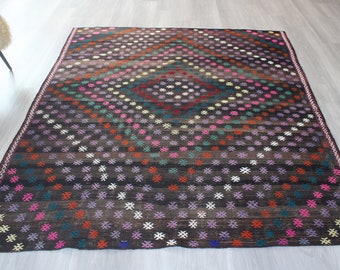 Vintage Kilim Rug, Ethnic Kilim Rug, Bohemian Kilim, Coloured Kilim, Turkish MUT Kilim Rug / 5'7"x 6'9" feet / N-770