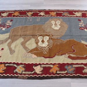 Vintage Armenian Kilim Rug, Lion Design Kilim Rug, Ethnic Handwoven Bohemian Kilim Rug / N-1168 / 4&#39;x7&#39;