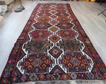 オールド　シバス　キリム ヴィンテージ シバス キリム、5x13 キリム ランナー、60 年前の