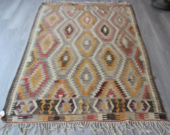 Vintage Anatolian Kilim, Diamond Design Kilim Rug, Bohemian Kilim, Ethnic Area Kilim , Decorative Kilim Rug / 5'x7'2" feet / N-519
