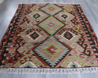 Vintage Anatolian Kilim Rug, 5'3''X6' Bohemian Rug, Handwoven Kilim / N-2102