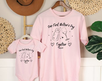 Nos premières chemises pour la fête des mères 2024, t-shirt assorti maman et moi, tenue maman et mini, cadeau pour maman