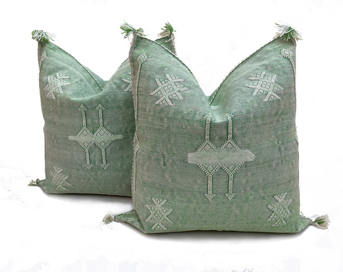 Green silk pillow, Moroccan Sabra cushion, handmade cactus silk pillow, Berber Sabra cushion, Pillow Throw, Moroccan Lumbar Sabra Cushion