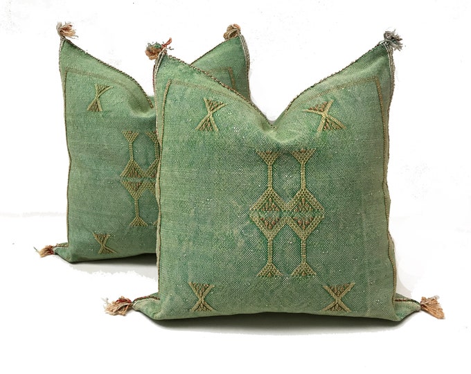 Green silk pillow, Moroccan Sabra cushion, handmade cactus silk pillow, Berber Sabra cushion, Pillow Throw, Moroccan Lumbar Sabra Cushion