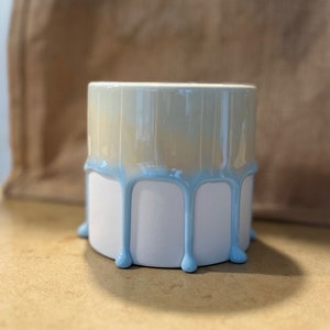 March Limited Edition Drizzle Glaze Pots Yellow-blue(M)