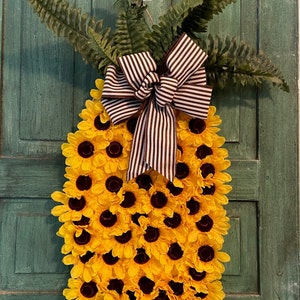 Pineapple Sunflower Wreath, Welcome Door Decor