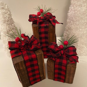 Rustic Wood Christmas Present Trio: Plaid Ribbon Holiday Decor - Etsy
