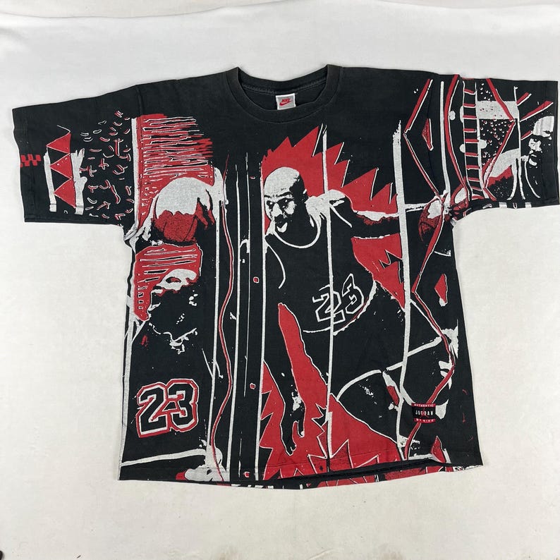 Nike Jordan t shirt 90s megaprint Large image 1