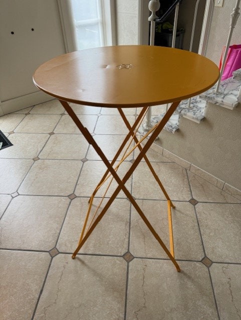 High Table Veuve Clicquot cannot Be Found - Etsy