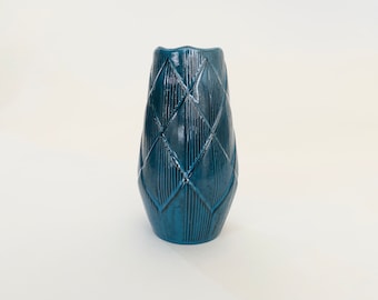 Beautiful vase from Upsala Ekeby, Sweden. 50s, 60s mid-century modern Scandinavian ceramics.