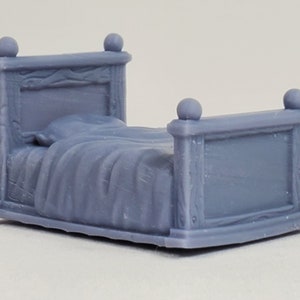 Old Furniture Desk Scattered | Dark Realms | 28mm | Fantasy | Dungeons and Dragons | Tabletop | Terrain | RPG | DnD | Pathfinder | D&D Mini