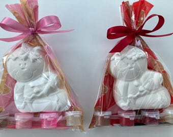 Christmas stocking fillers, Christmas eve box filler, paint your own gingerbread girl/boy, kids Christmas crafts, Christmas gift ideas.