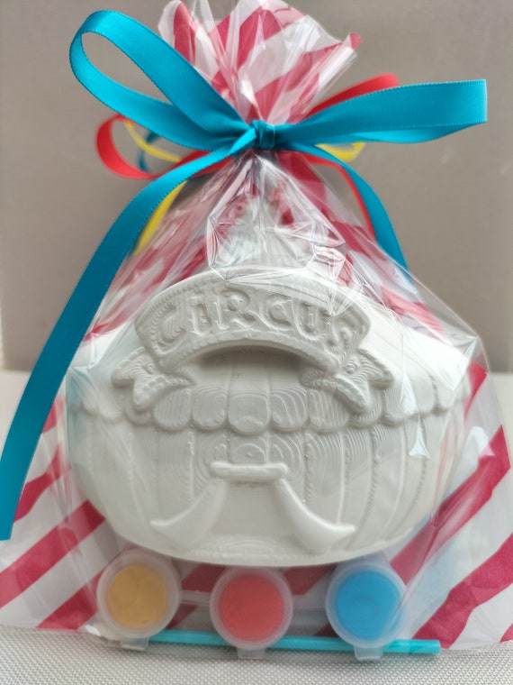 circus party bag fillers