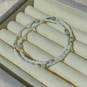 Seed bead gemstone necklace, beaded white choker, white seed bead necklace, summer jewellery, crystal bead necklace, aquamarine, aventurine