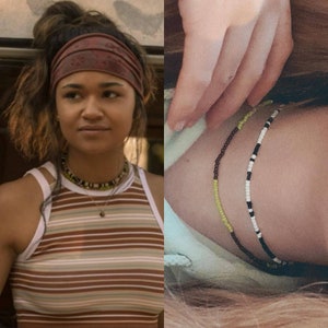 Outer banks inspired chokers, kiara obx necklace set, seed bead chokers, obx merch, outer banks jewellery, black and white choker